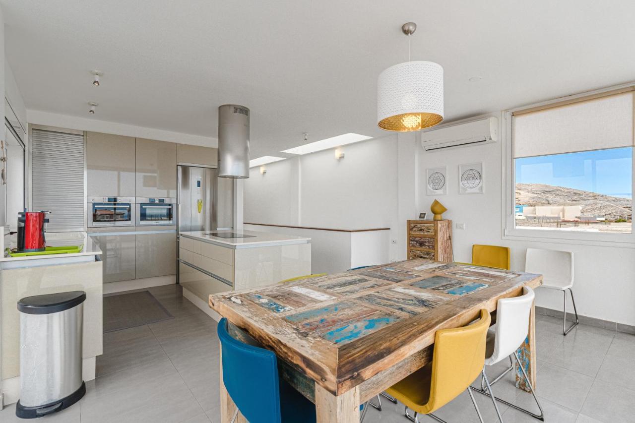 אל מדאנו Modern 3Bdr Villa With Heated Pool מראה חיצוני תמונה