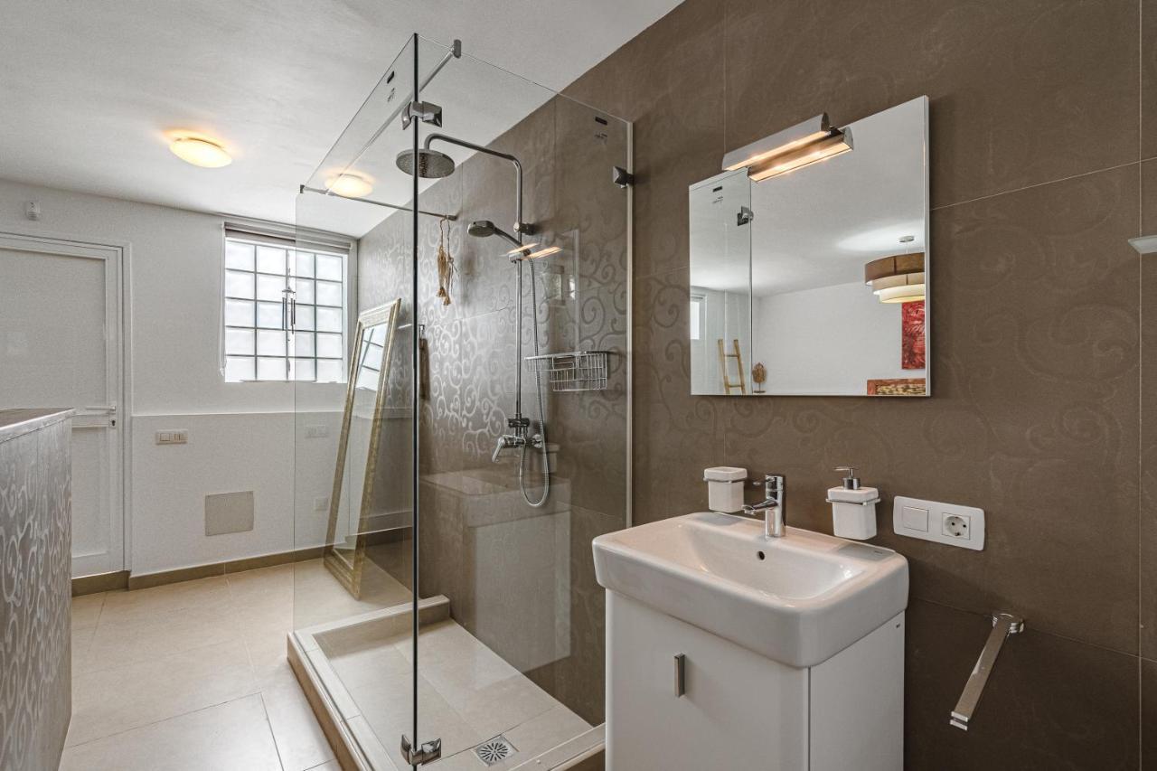 אל מדאנו Modern 3Bdr Villa With Heated Pool מראה חיצוני תמונה