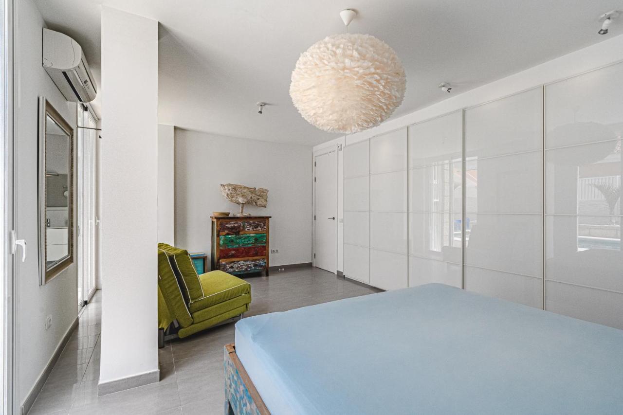 אל מדאנו Modern 3Bdr Villa With Heated Pool מראה חיצוני תמונה