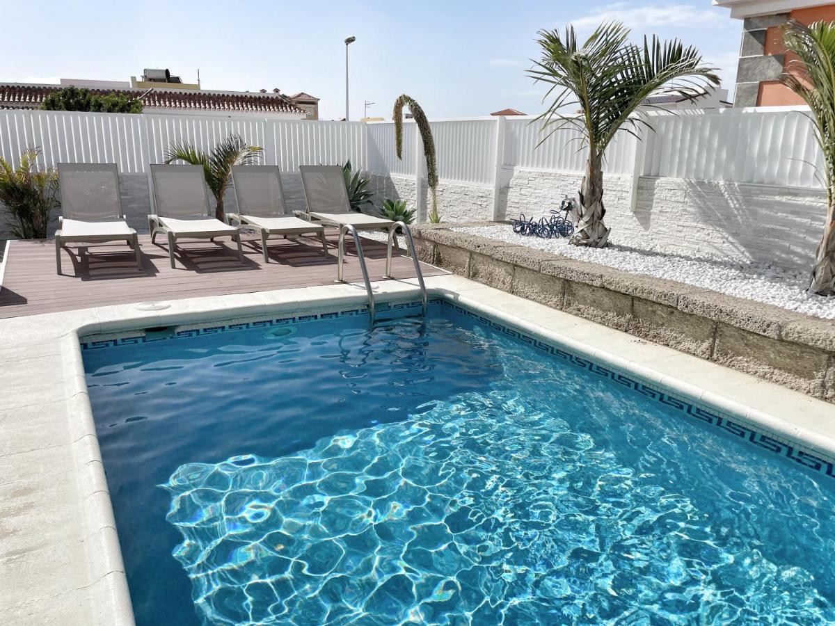 אל מדאנו Modern 3Bdr Villa With Heated Pool מראה חיצוני תמונה