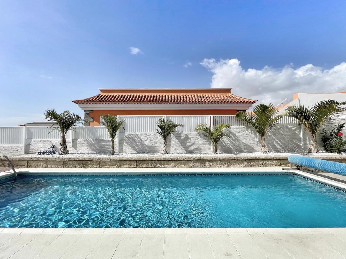 אל מדאנו Modern 3Bdr Villa With Heated Pool מראה חיצוני תמונה
